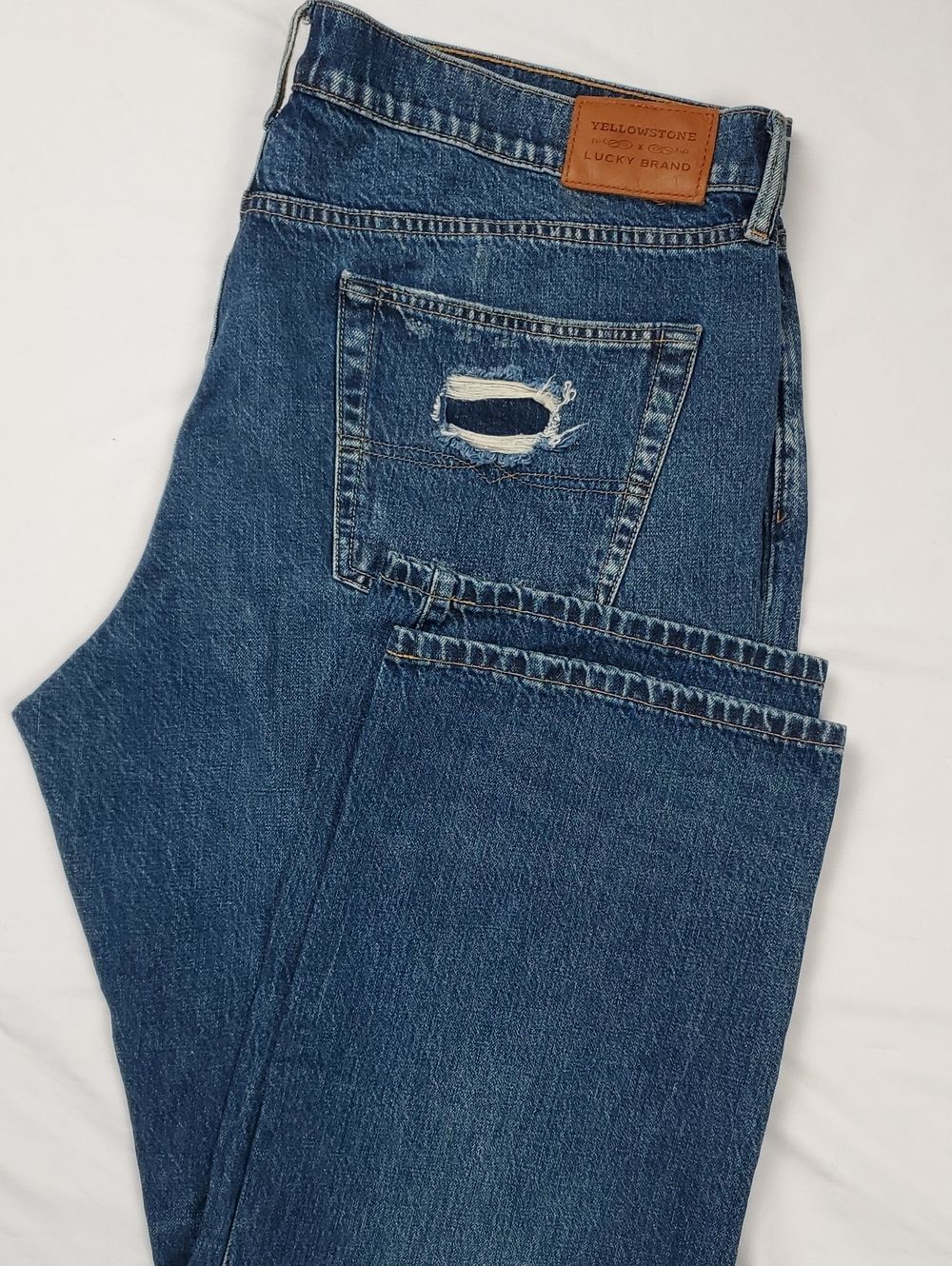 Lucky Brand Easy Rider Bootcut Jeans | Mens 42x32 Yellowstone Patch Denim